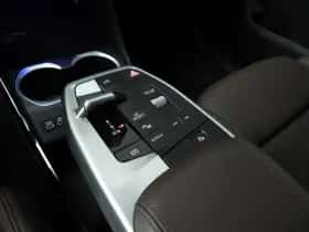 BMW iX2 (2025) thumbnail 16