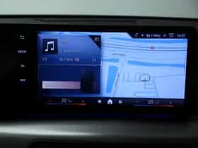 BMW iX2 (2025) thumbnail 26