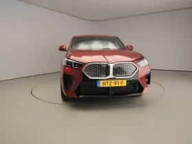 BMW iX2 (2025) thumbnail 5