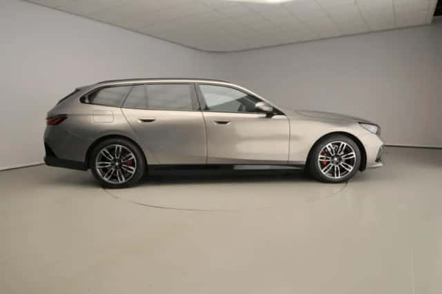 BMW 5-Serie (2026) thumbnail 4