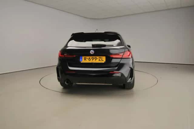 BMW 1-Serie (2022) thumbnail 3