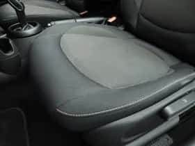 MINI Cabrio (2021) thumbnail 19