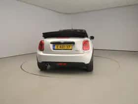 MINI Cabrio (2021) thumbnail 3