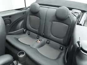 MINI Cabrio (2021) thumbnail 8