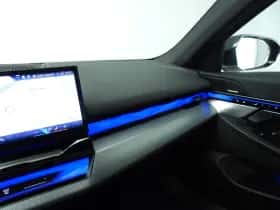 BMW i5 (2025) thumbnail 14