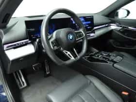 BMW i5 (2025) thumbnail 6