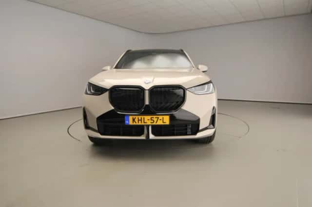 BMW X3 (2026) thumbnail 5