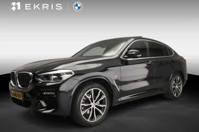 BMW X4 (2021) thumbnail 1