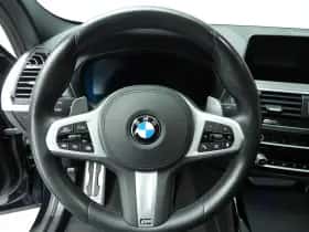 BMW X4 (2021) thumbnail 11