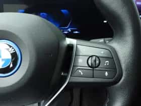 BMW iX1 (2023) thumbnail 15