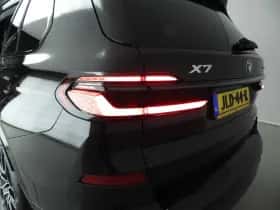BMW X7 (2025) thumbnail 50