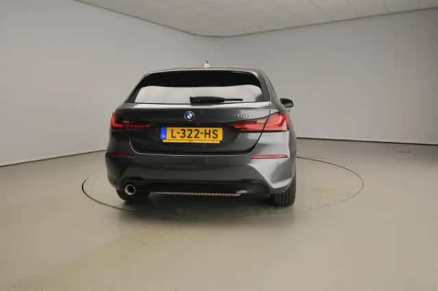 BMW 1-Serie (2021) thumbnail 3