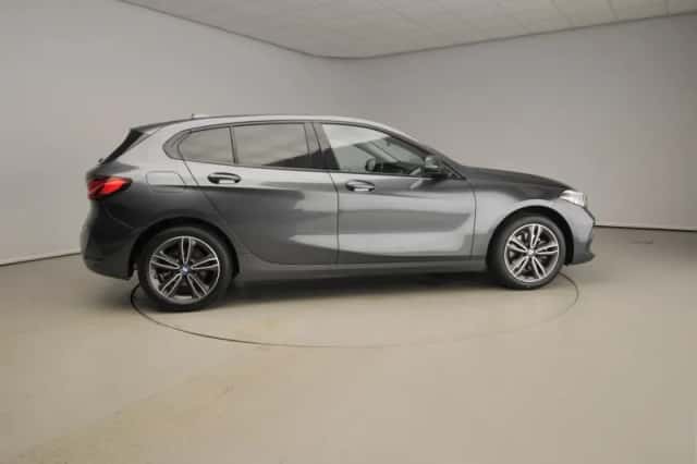 BMW 1-Serie (2021) thumbnail 4