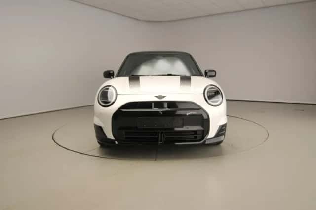 MINI Cooper (2026) thumbnail 5
