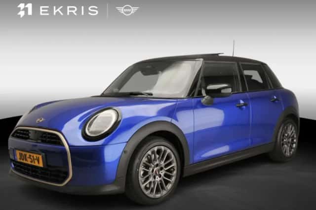 MINI Cooper (2025) thumbnail 1