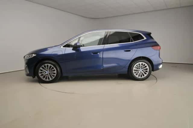 BMW 2-Serie (2023) thumbnail 2