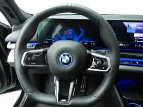 BMW i5 (2025) thumbnail 11