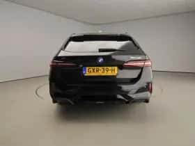 BMW i5 (2025) thumbnail 3