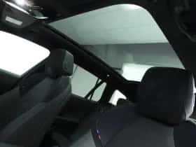 BMW i5 (2025) thumbnail 23