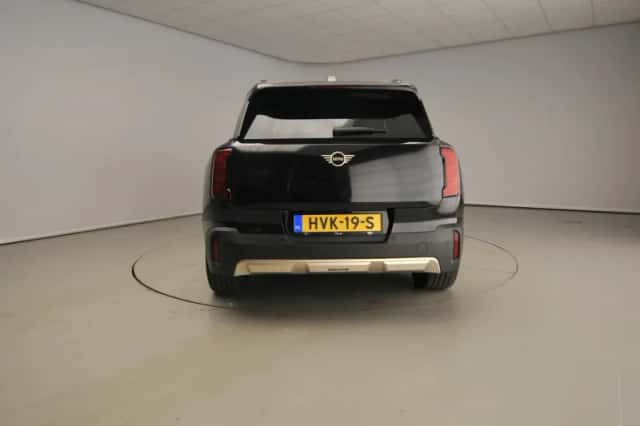 MINI Countryman (2025) thumbnail 3
