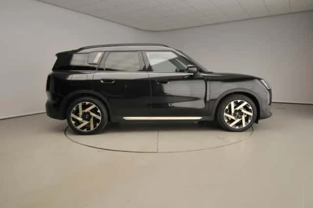 MINI Countryman (2025) thumbnail 4