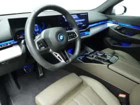 BMW 5-Serie (2025) thumbnail 6