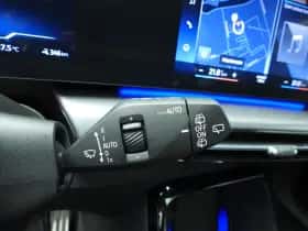 BMW iX1 (2023) thumbnail 28