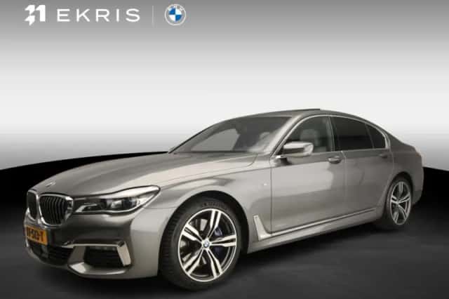 BMW 7-Serie (2018) thumbnail 1