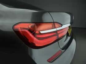 BMW 7-Serie (2018) thumbnail 53