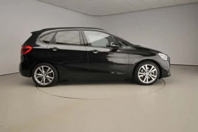 BMW 2-Serie (2021) thumbnail 2