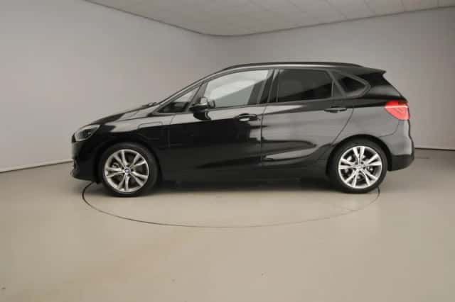BMW 2-Serie (2021) thumbnail 4