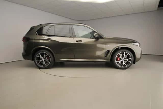 BMW X5 (2026) thumbnail 4