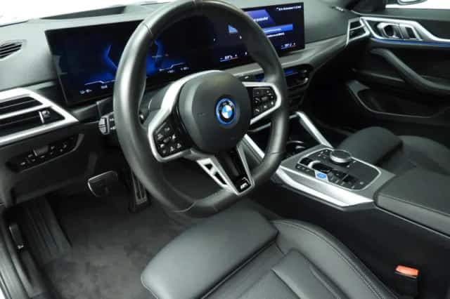 BMW i4 (2025) thumbnail 6