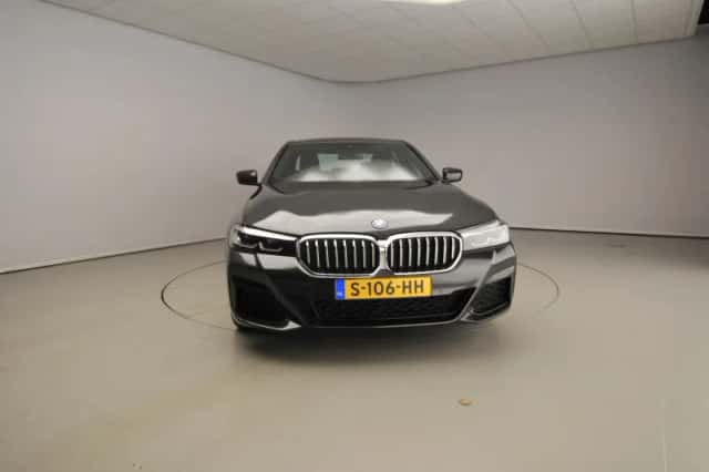 BMW 5-Serie (2023) thumbnail 5