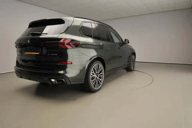 BMW X5 (2026) thumbnail 3