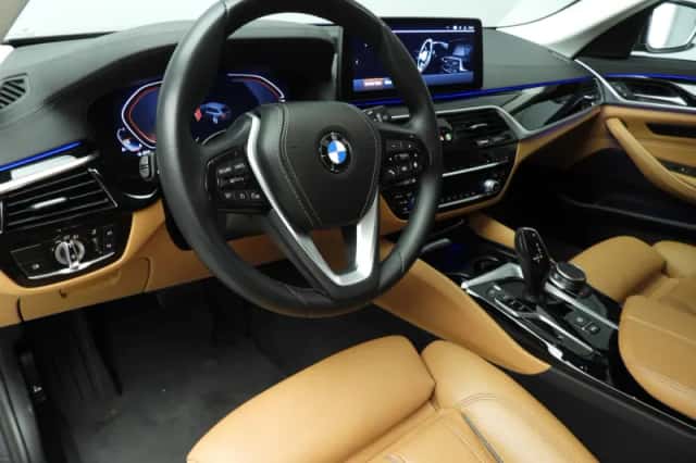 BMW 5-Serie (2023) thumbnail 6