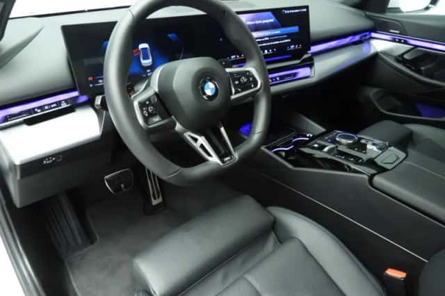 BMW 5-Serie (2025) thumbnail 6