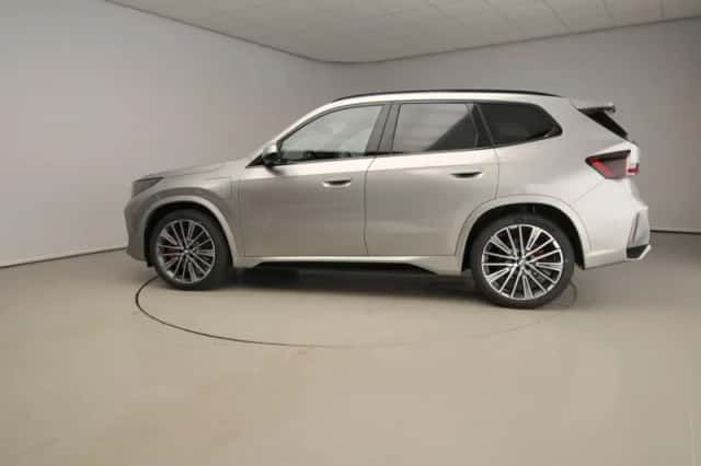 BMW X1 (2026) thumbnail 2