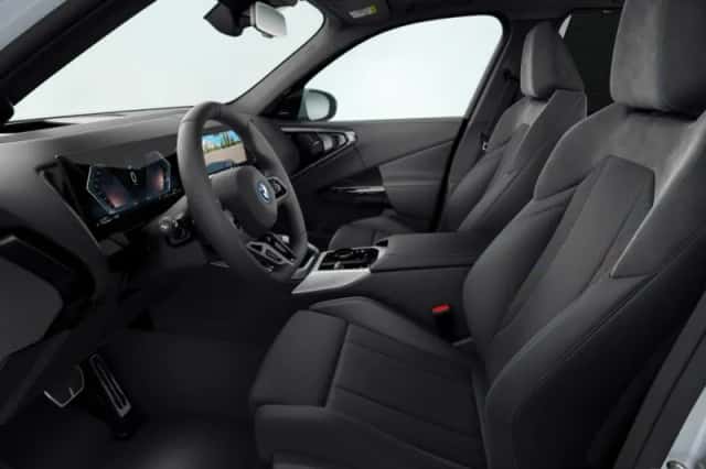 BMW X3 (2026) thumbnail 4