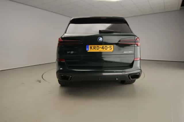 BMW X5 (2025) thumbnail 3