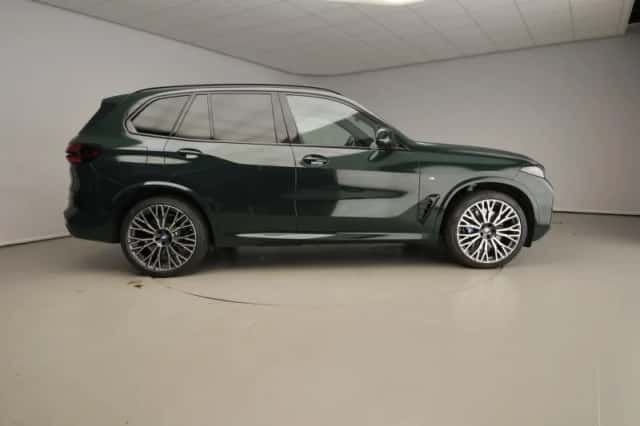 BMW X5 (2025) thumbnail 4