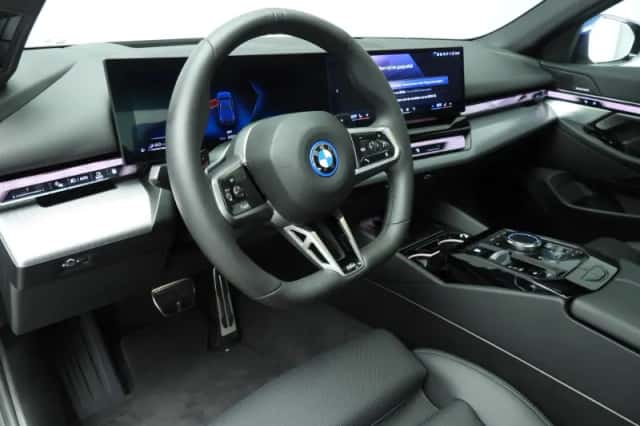 BMW 5-Serie (2025) thumbnail 6