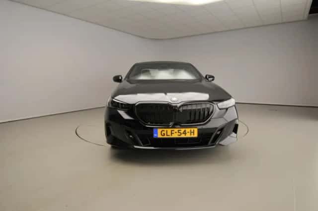 BMW 5-Serie (2024) thumbnail 4