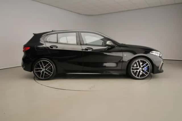 BMW 1-Serie (2021) thumbnail 4