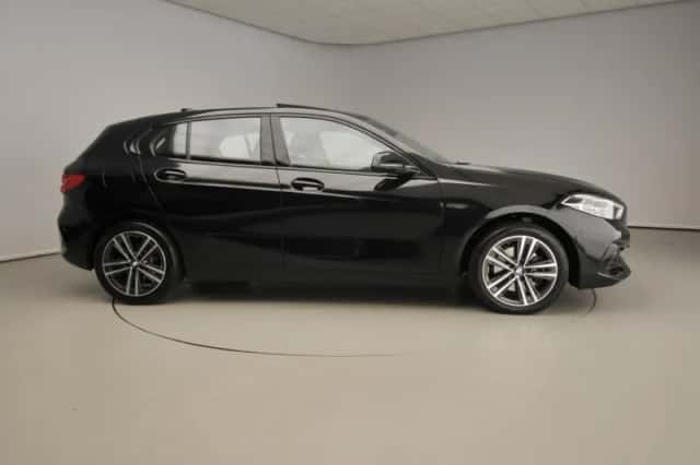 BMW 1-Serie (2021) thumbnail 4