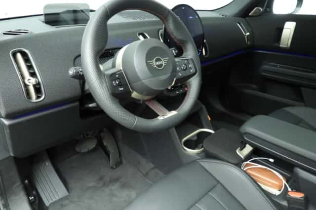 MINI Countryman (2026) thumbnail 6