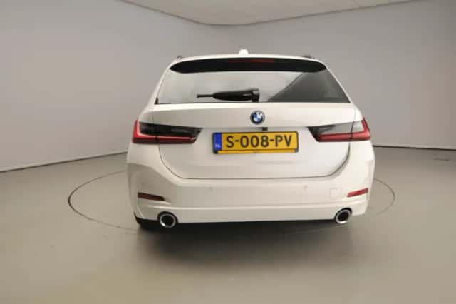 BMW 3-Serie (2023) thumbnail 3