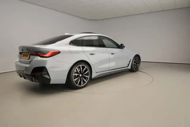 BMW 4-Serie (2025) thumbnail 2