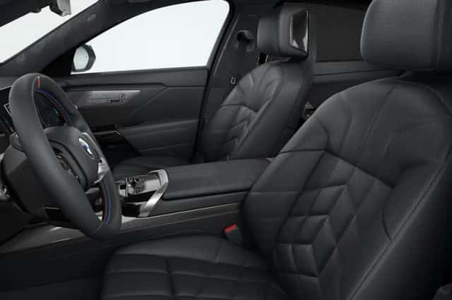 BMW i7 (2026) thumbnail 4