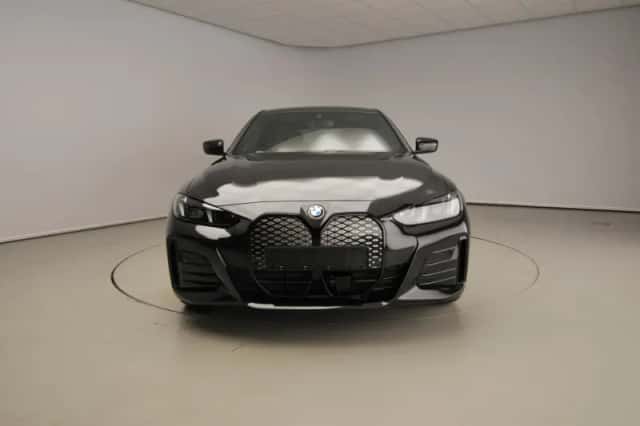 BMW i4 (2026) thumbnail 5